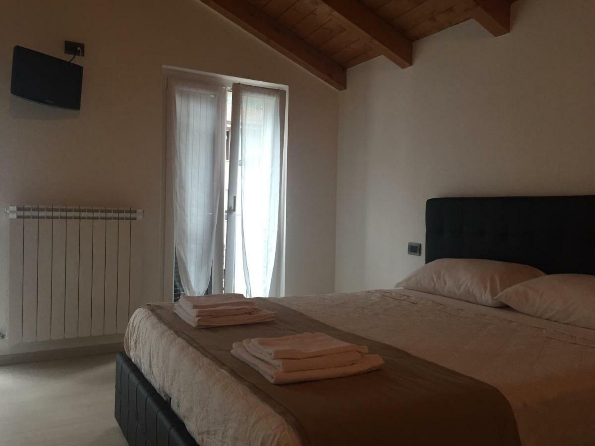 Casa Stefania Daire Mandello del Lario Dış mekan fotoğraf